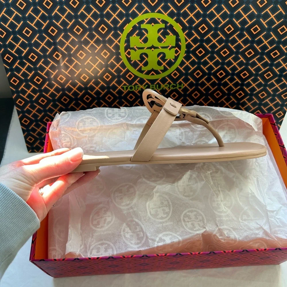 Tory Burch Miller Soft Leather Sandals Size 8 Light Makeup